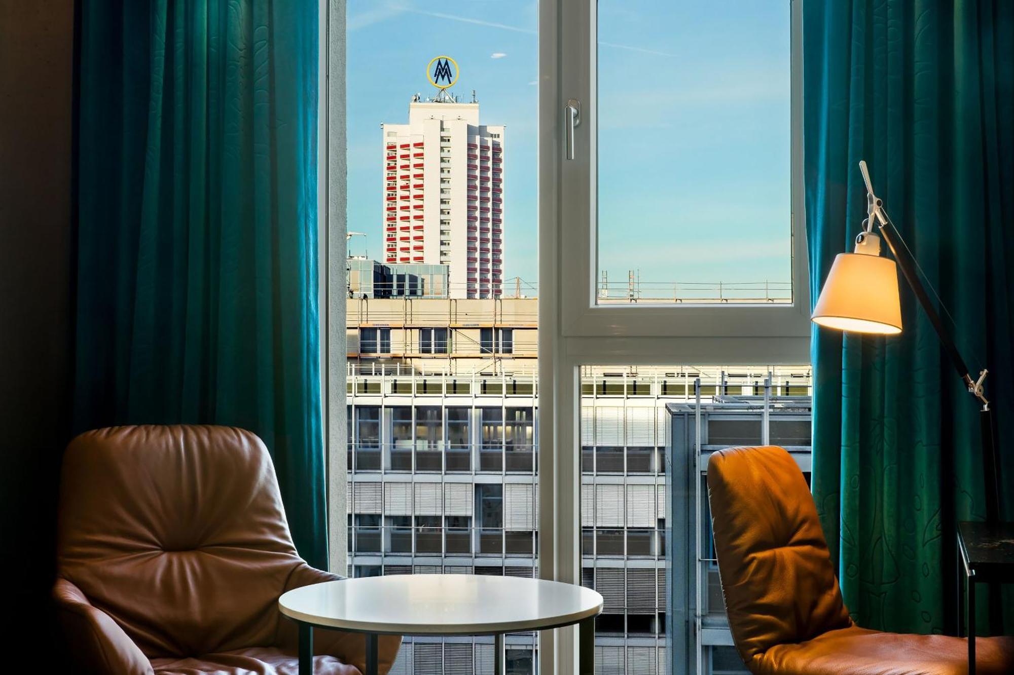 One Leipzig-post
