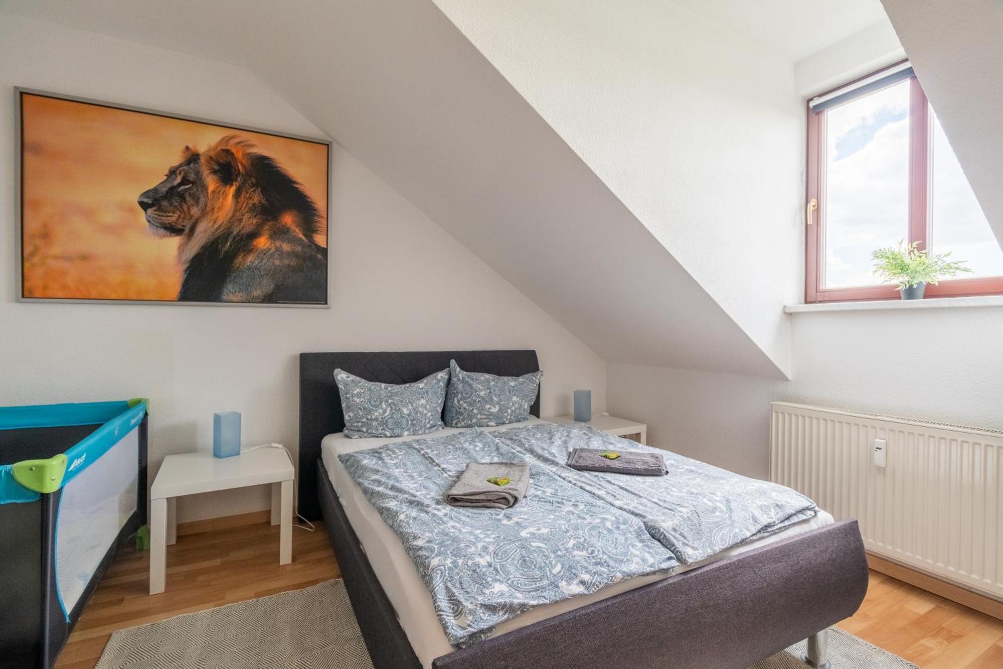 Gemuetliche Dachgeschosswohnung -waldstrassenviertel Appartement