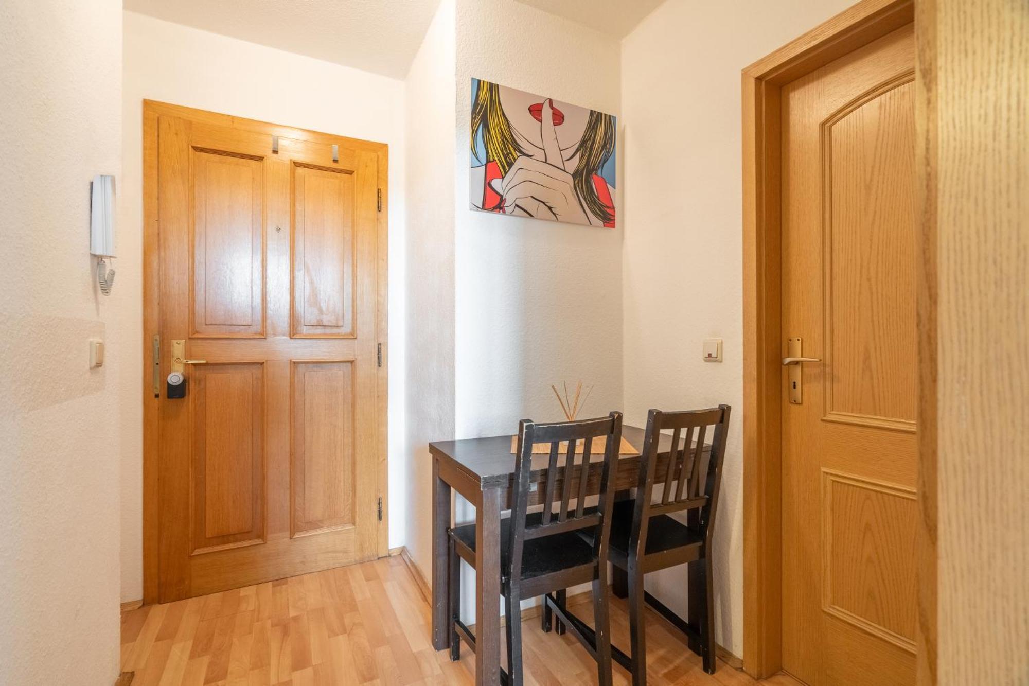 Appartement Gemuetliche Dachgeschosswohnung -waldstrassenviertel