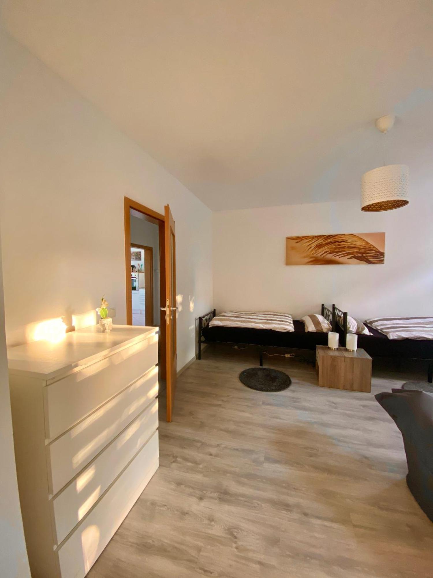 Schoene 3-zimmer Monteurswohnung Im Sueden Von Eg Appartement