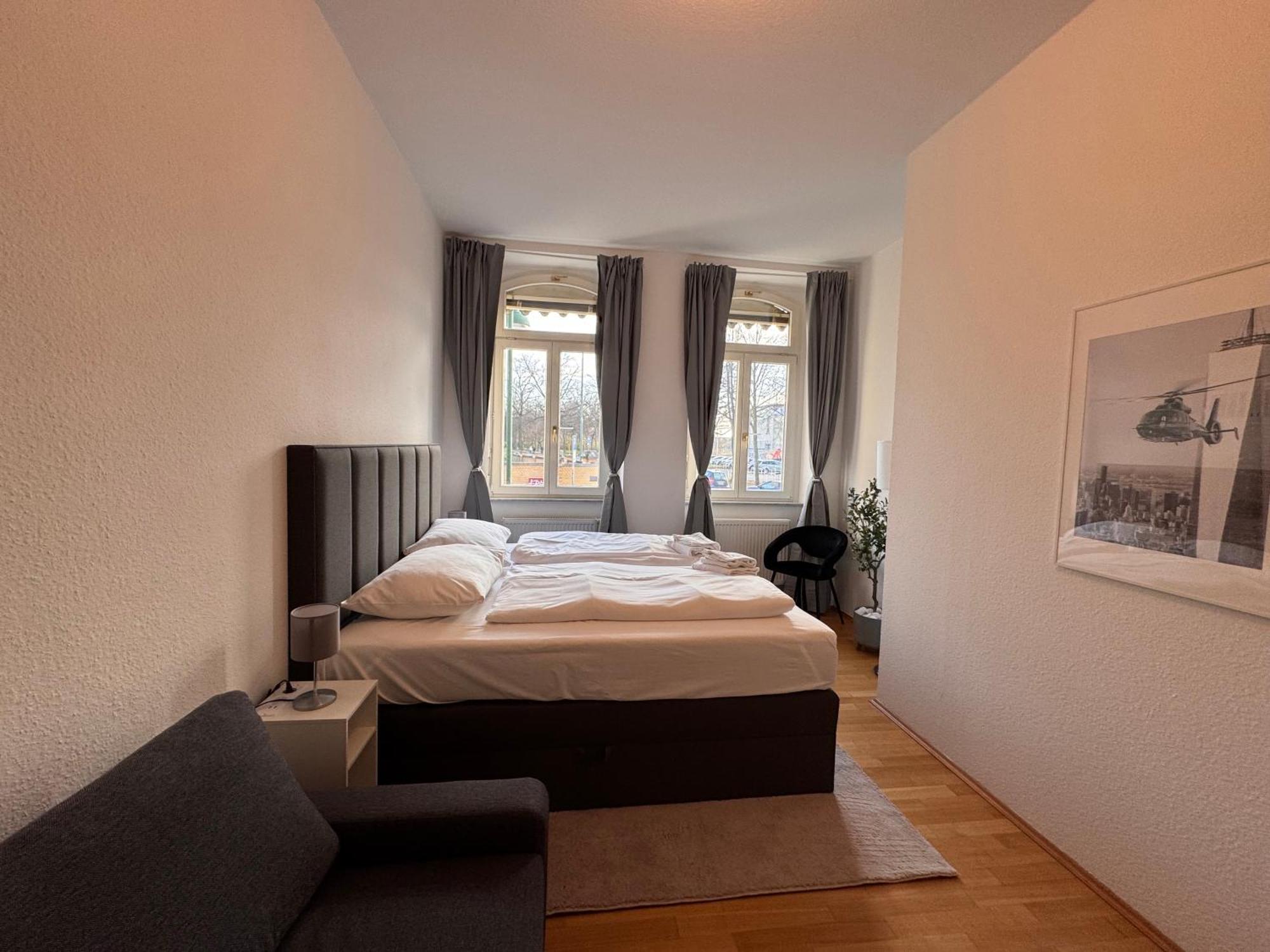 Apartment Modernes Hochparterre Im Waldstrassenviertel