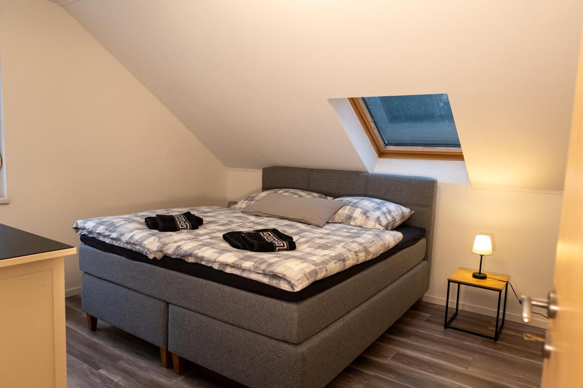 Ganzes In Mit Garage Und Fussbodenheizung Holiday home *