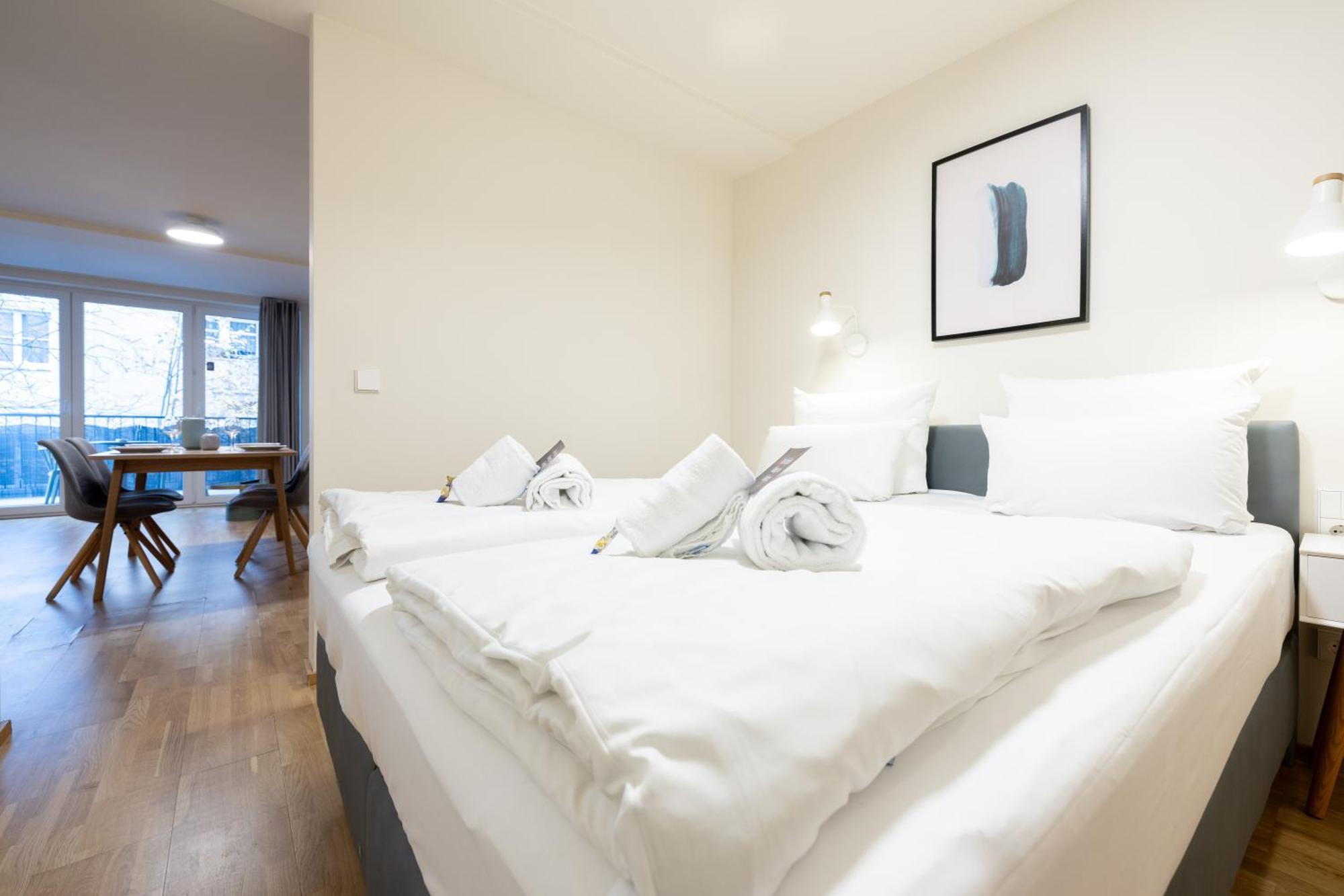 Bright Zentrum-west Stadion - Neueroeffnung - New Opening Appart hôtel *