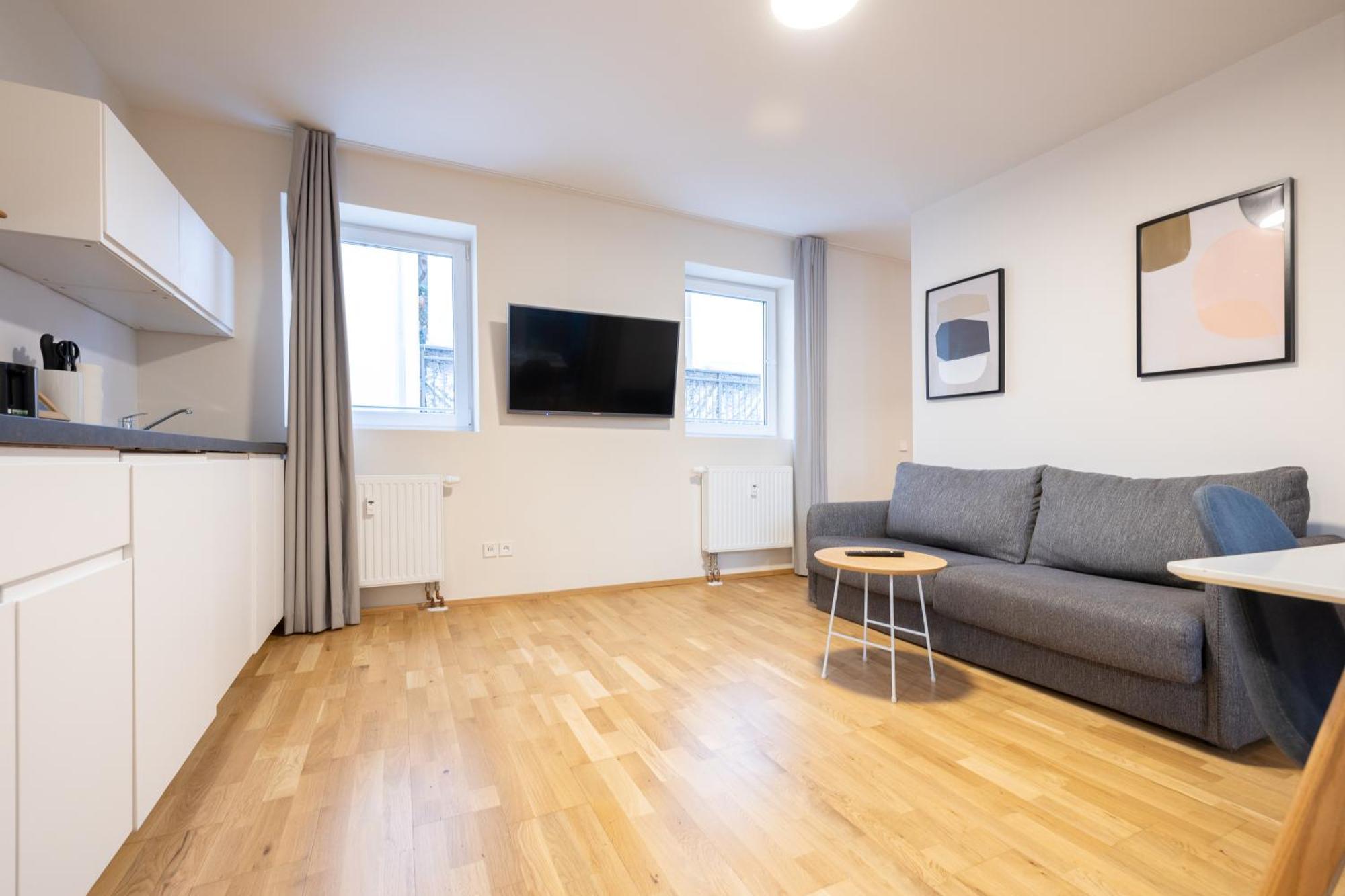 Appart hôtel Bright Zentrum-west Stadion - Neueroeffnung - New Opening *