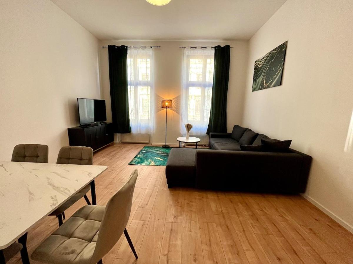 Zu Fuss Ins Zentrum, Nahe Arena Appartement *