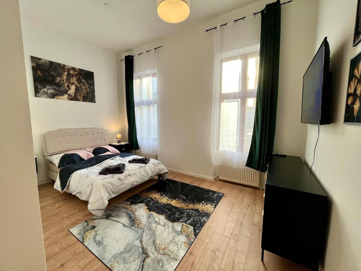 Zu Fuss Ins Zentrum, Nahe Arena Appartement *