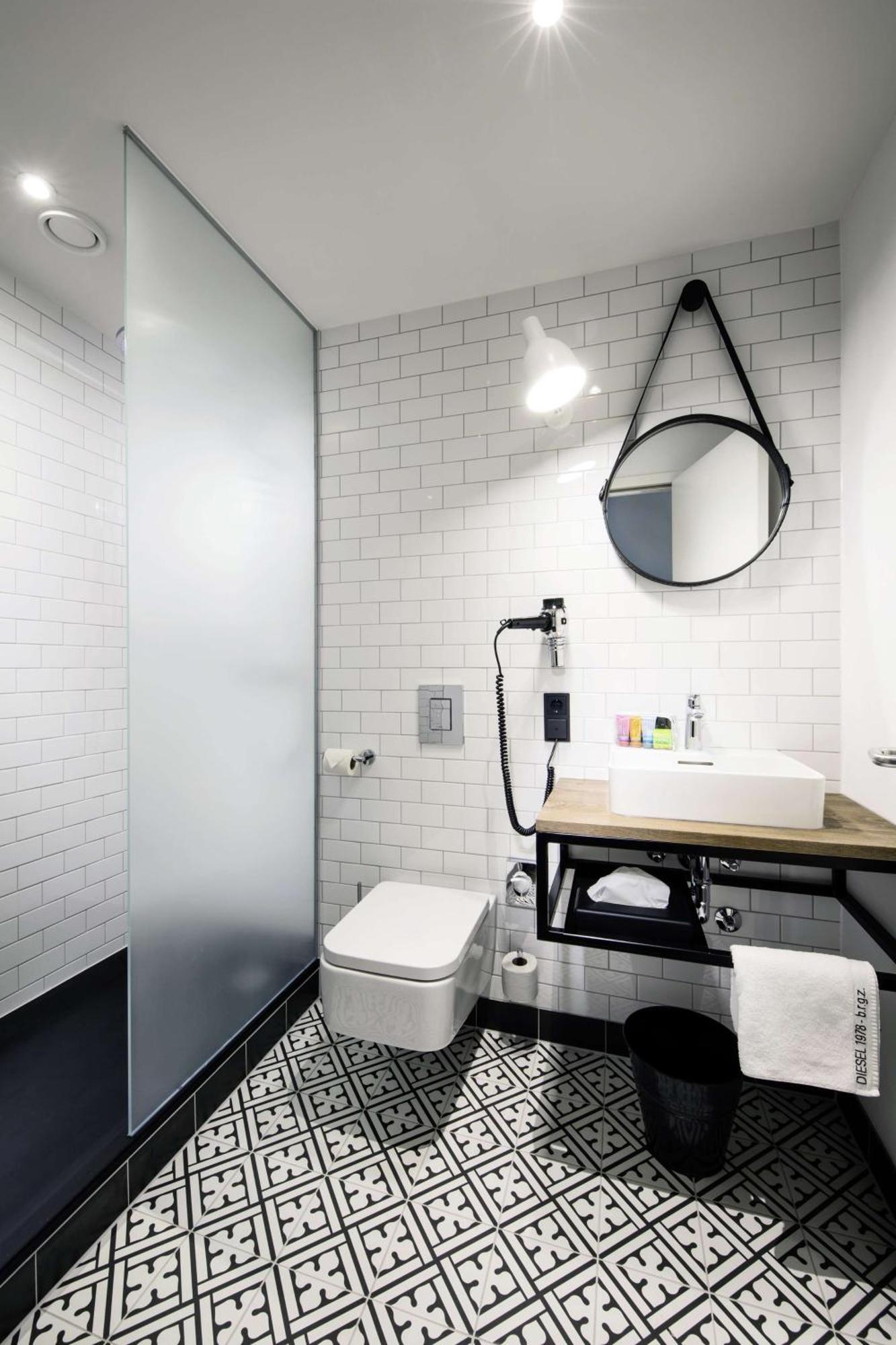 Pentahotel 4*