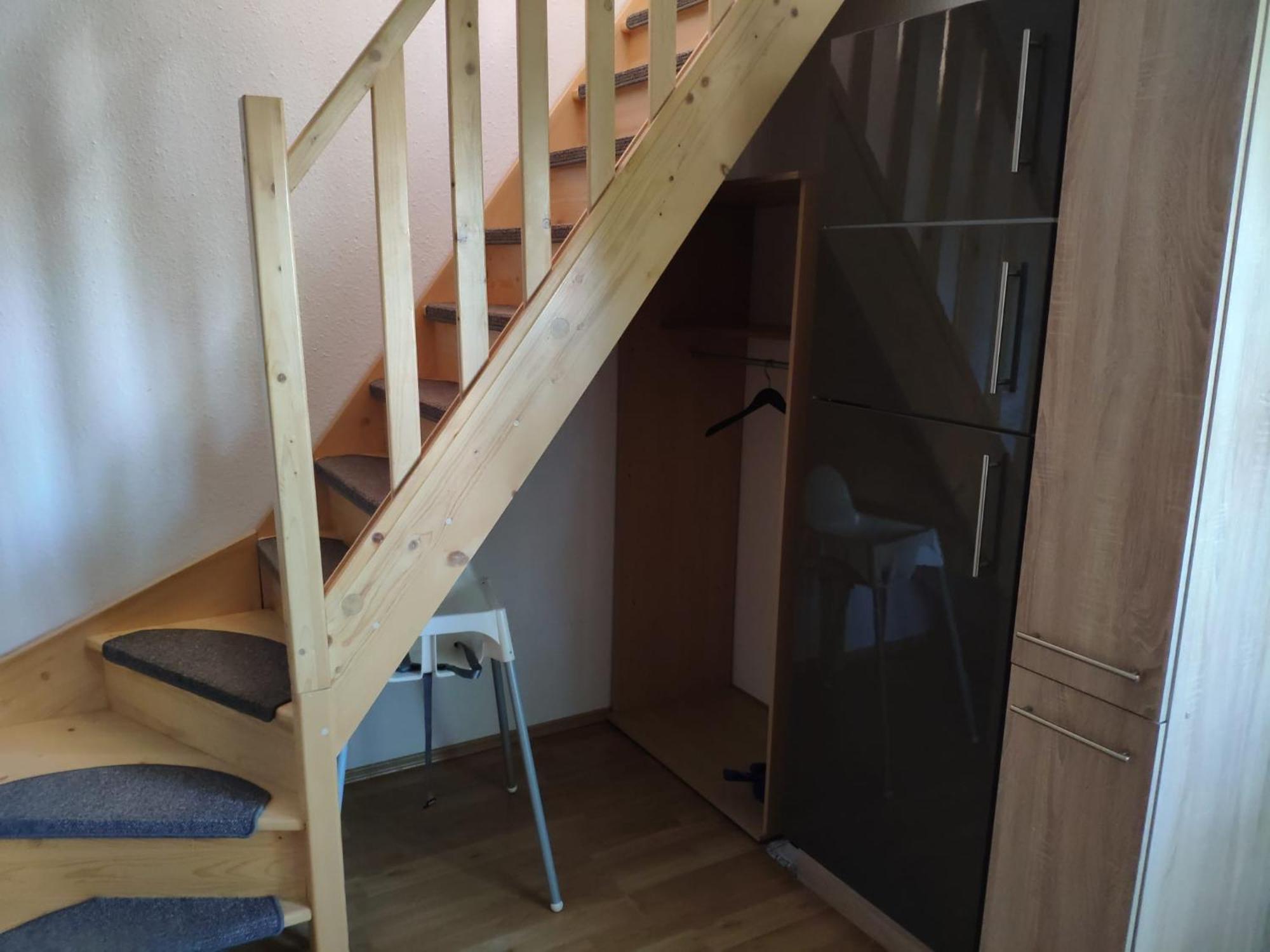 Mit 123qm Fuer 8 Personen Mit Sehr Grossem Garten, Einfache Innen-ausstattung