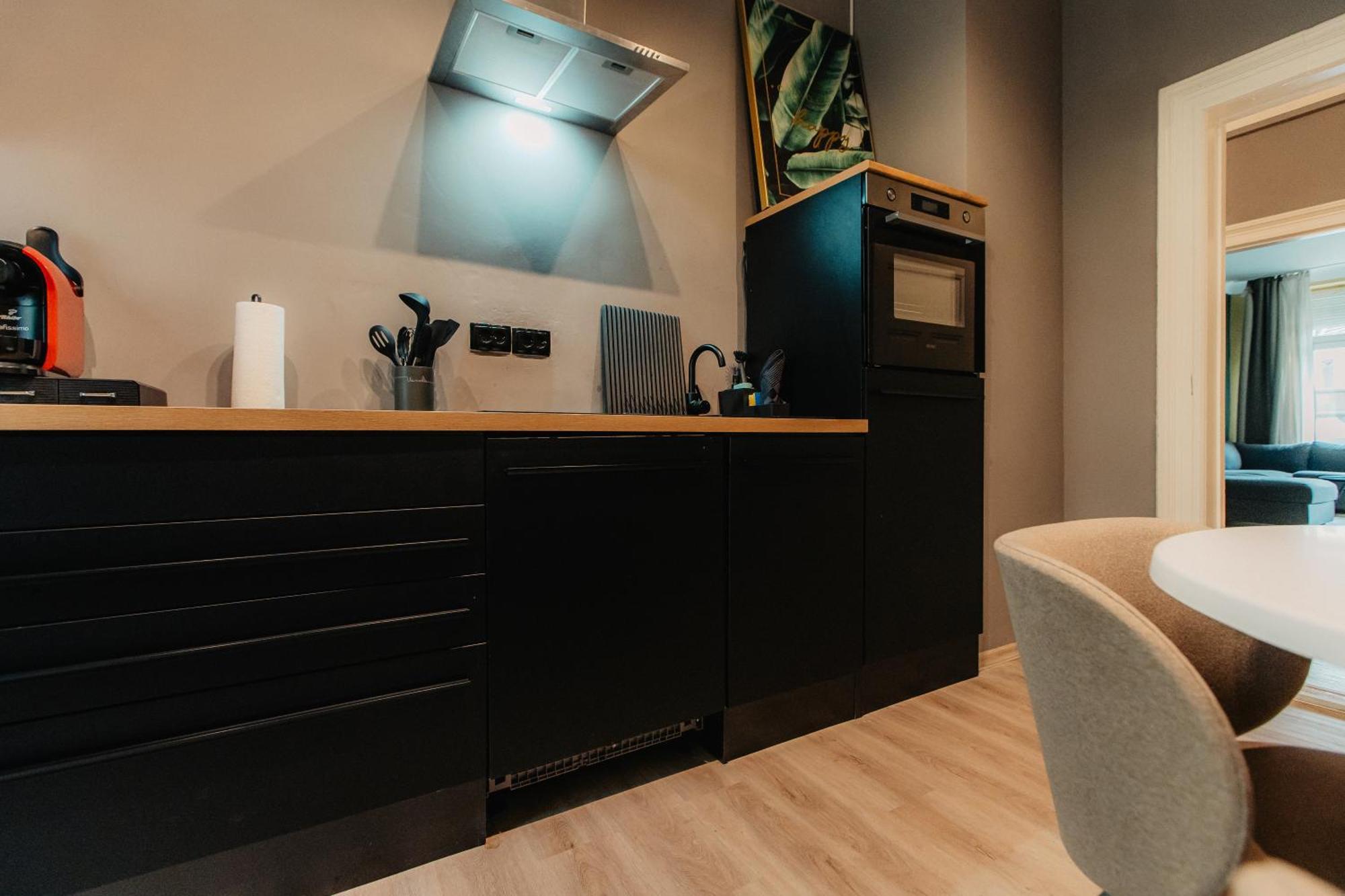 Luga Homes - Stadthaus Appart hôtel 3*