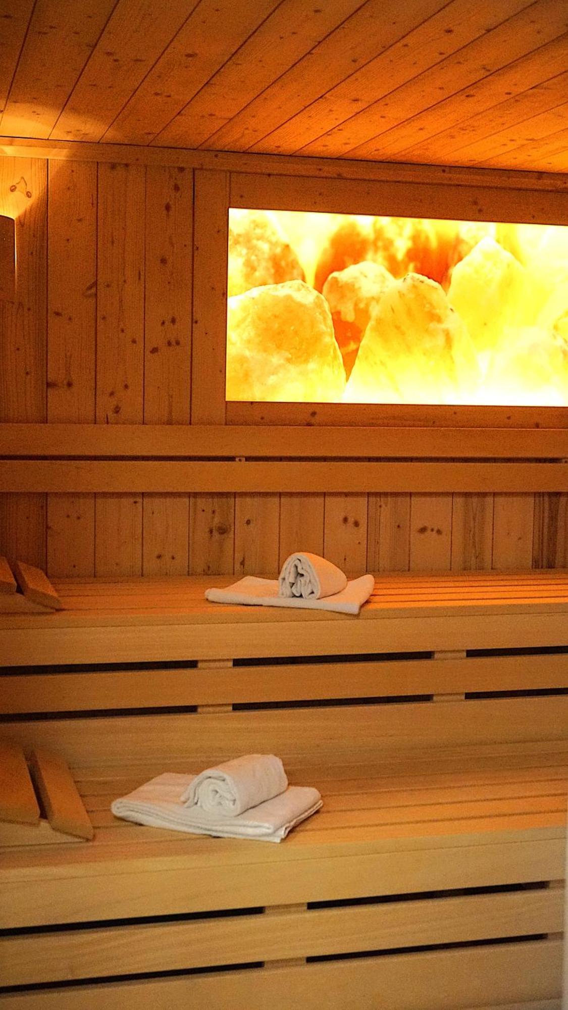 Hotel Western Royal 4*