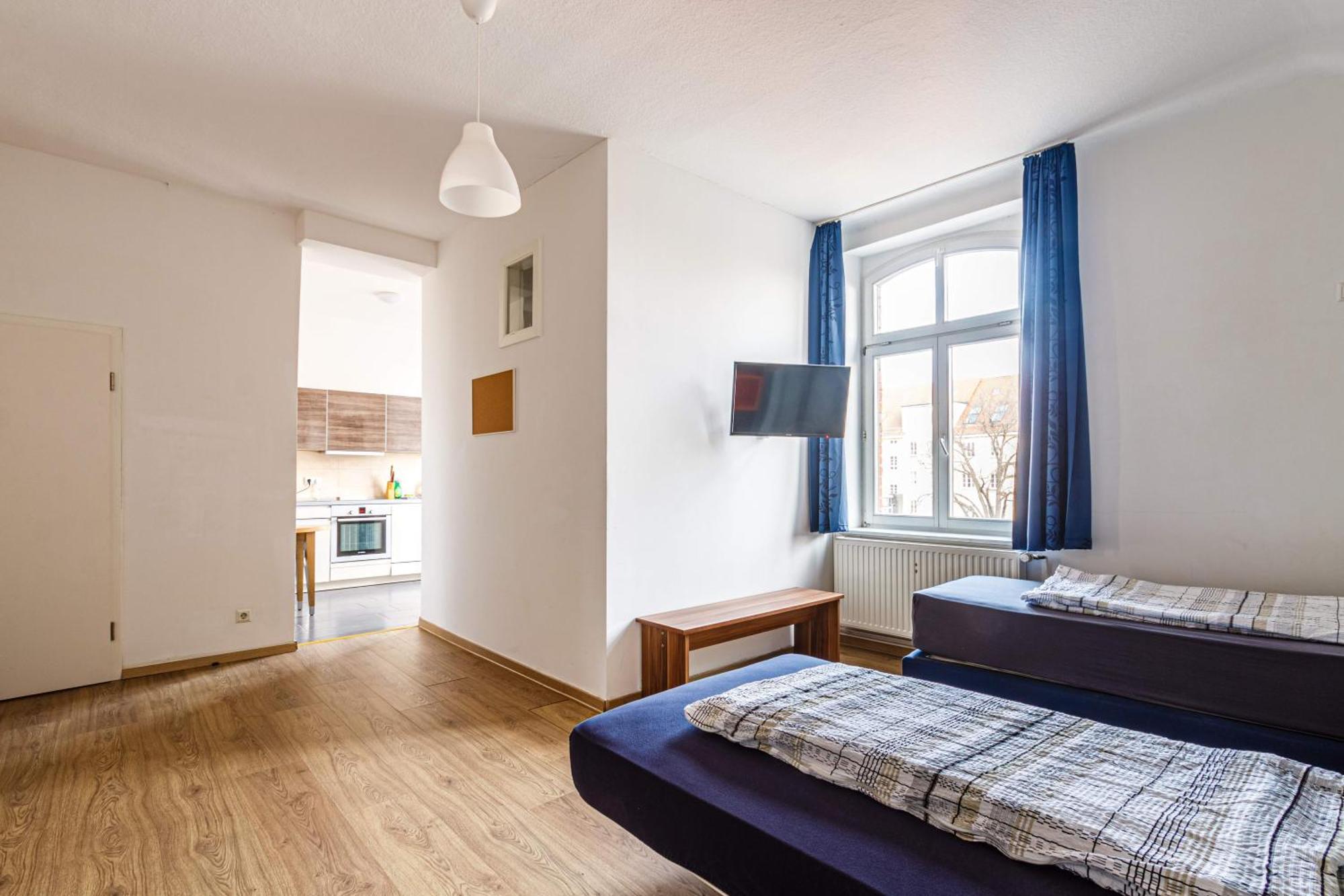 Appartement Enjoy Your With Dkn - Mon-sun - Late Night Check-in - Multilanguage - Near Railway Station - Witamy Serdecznie