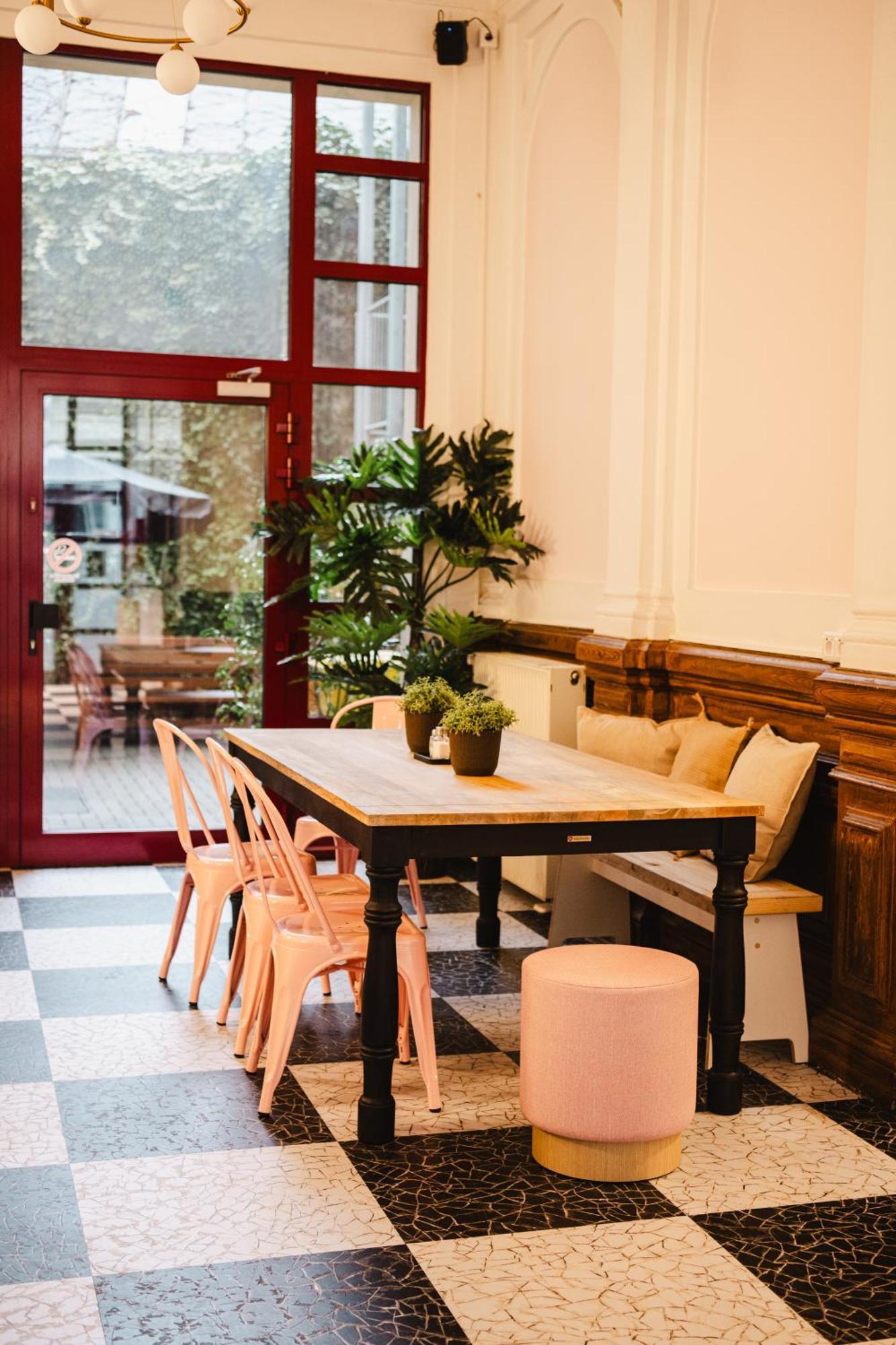 Sleepy Lion Hostel, Youth Hotel&apartments Hostel