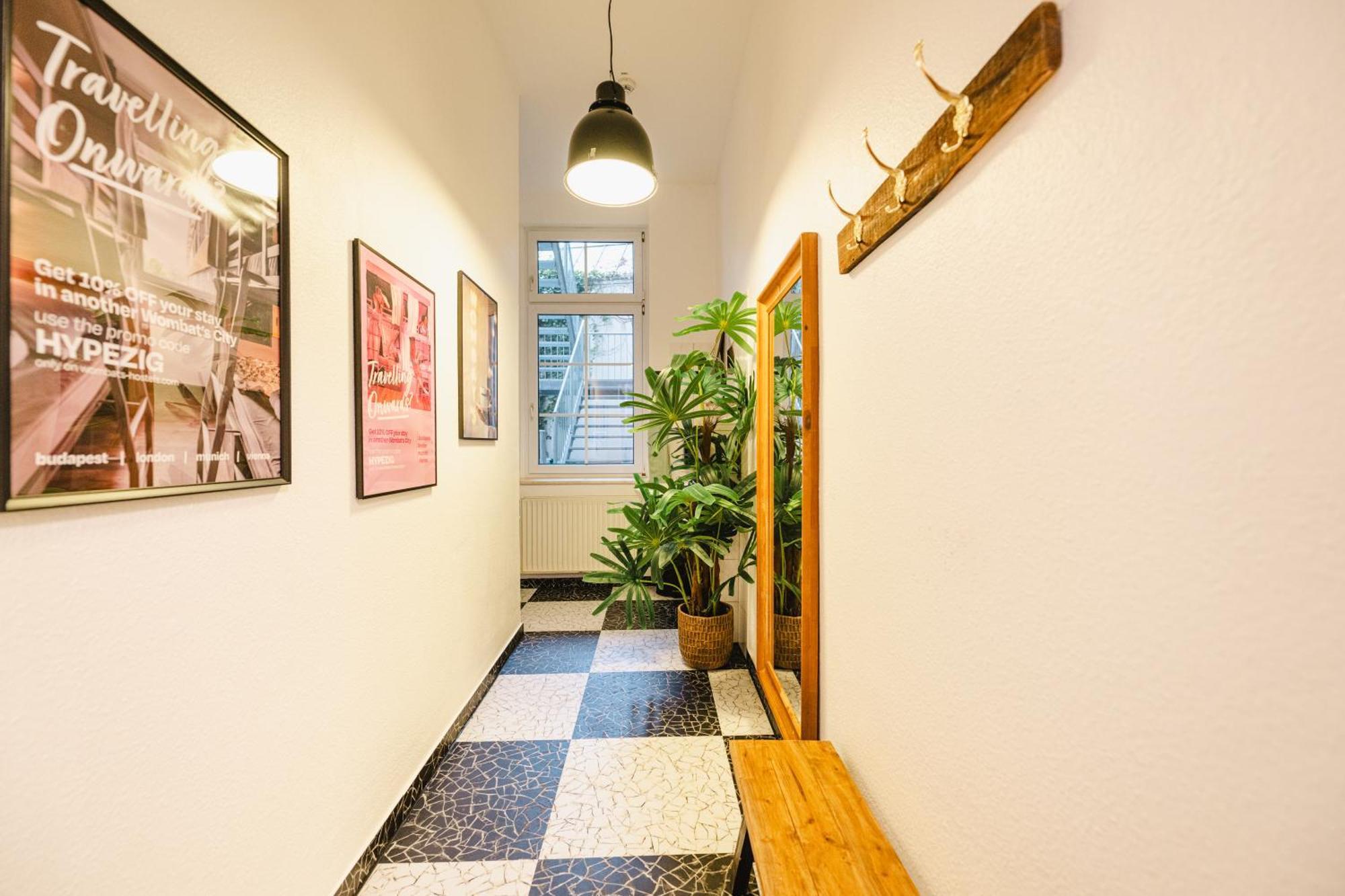 Sleepy Lion Hostel, Youth Hotel&apartments