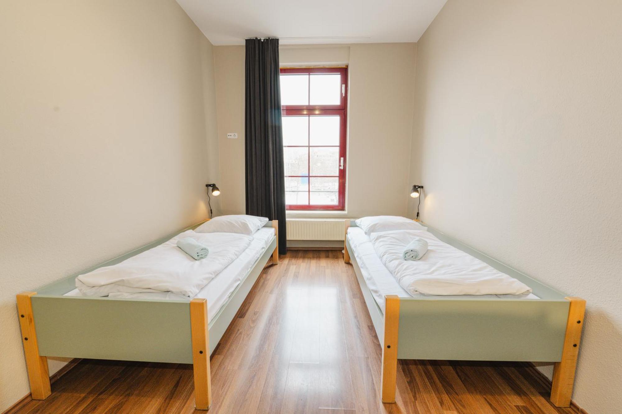 Sleepy Lion Hostel, Youth Hotel&apartments