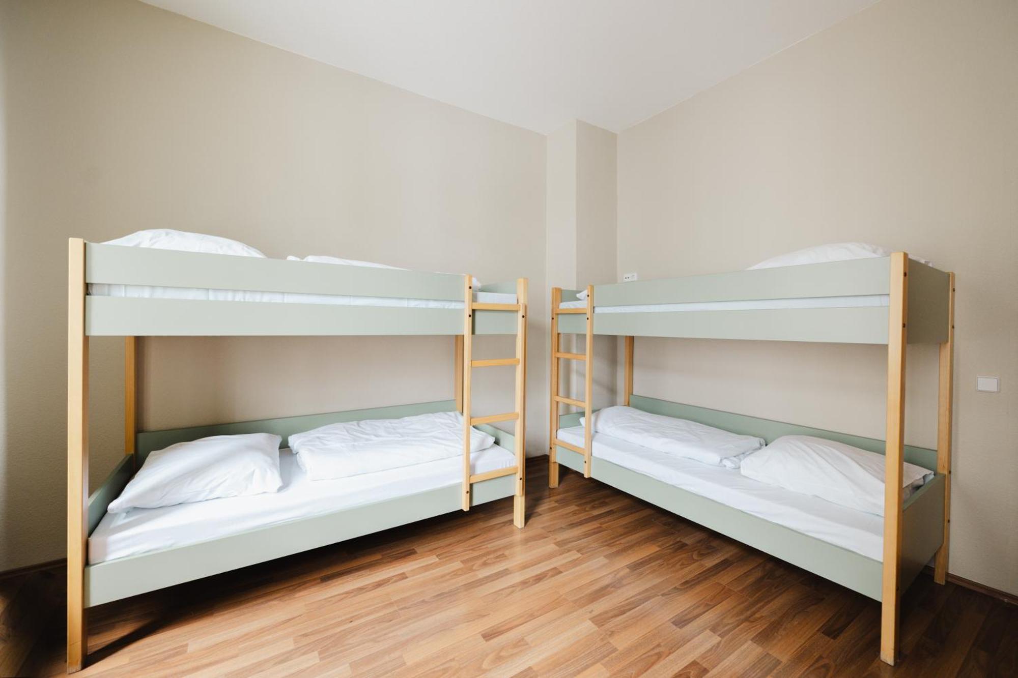 Hostel Sleepy Lion Hostel, Youth Hotel&apartments