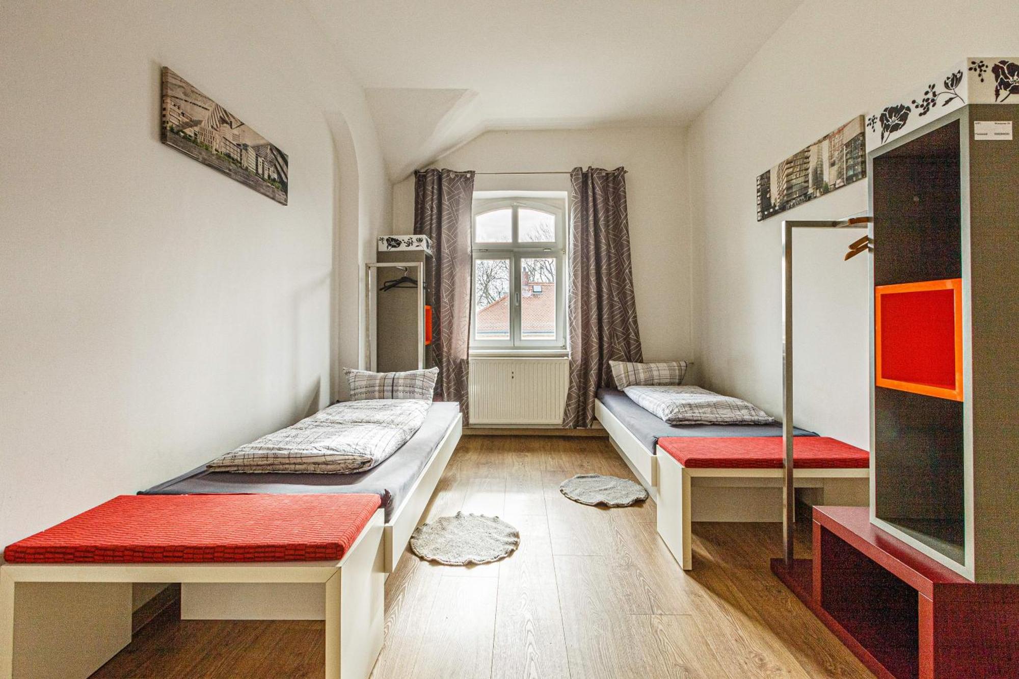 Enjoy Your With Dkn - Mon-sun - Late Night Check-in - Multilanguage - Near Railway Station - Witamy Serdecznie Leipzig