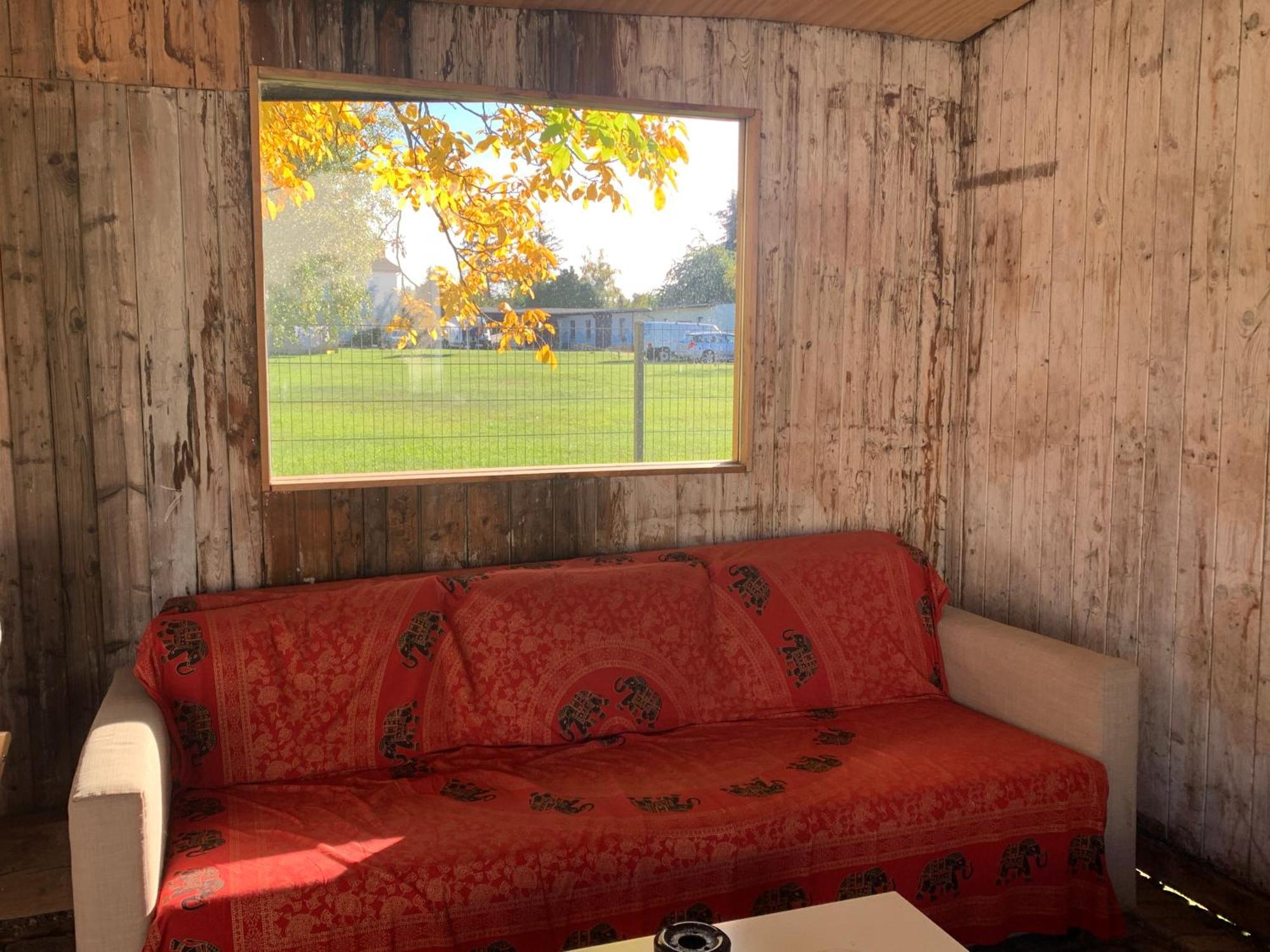 Aparthotel Senfbude - Wunderschoene Fuer 4 Personen Mit Terrasse & Stellplatz