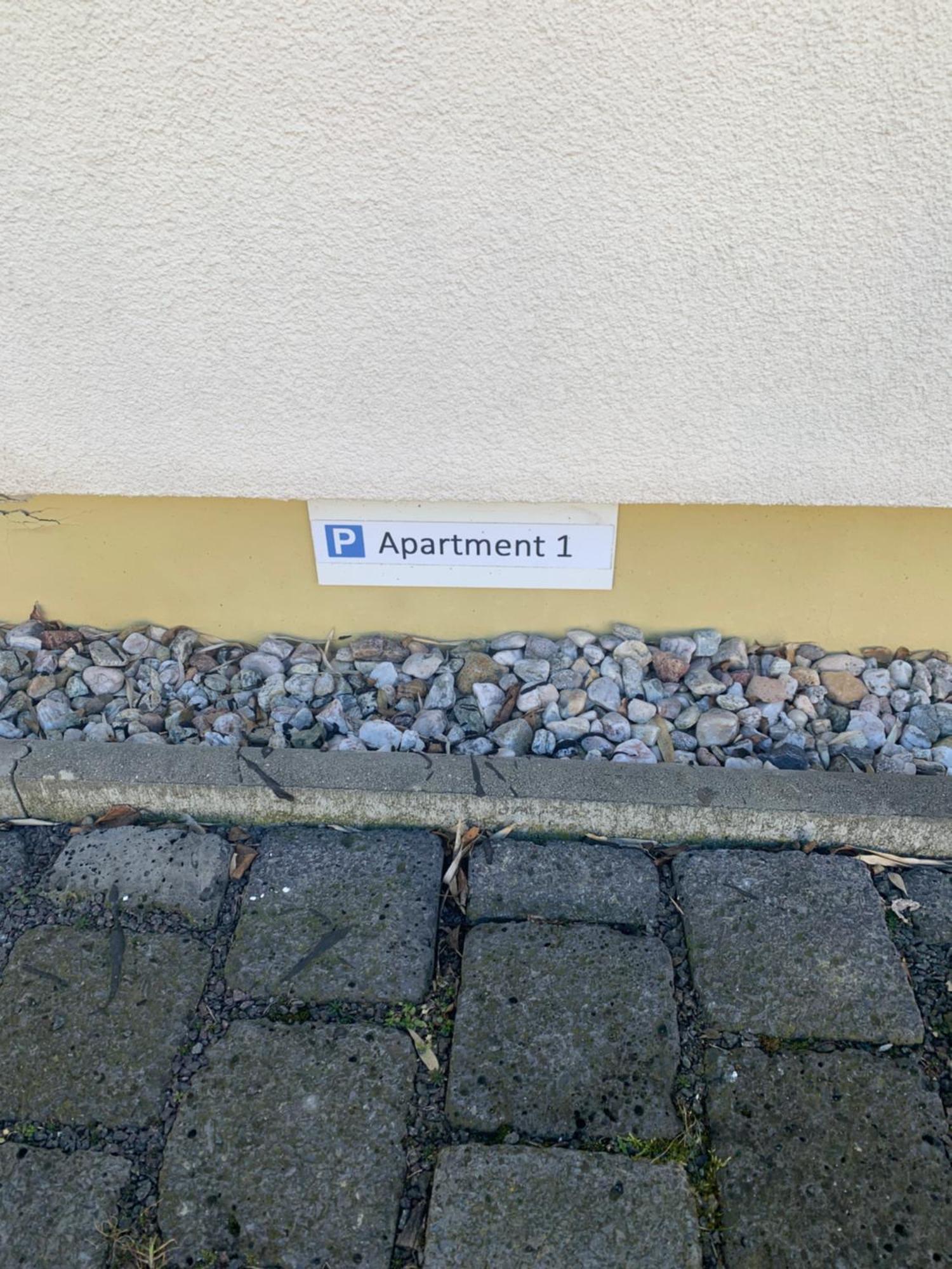 Senfbude - Wunderschoene Fuer 4 Personen Mit Terrasse & Stellplatz Aparthotel Leipzig