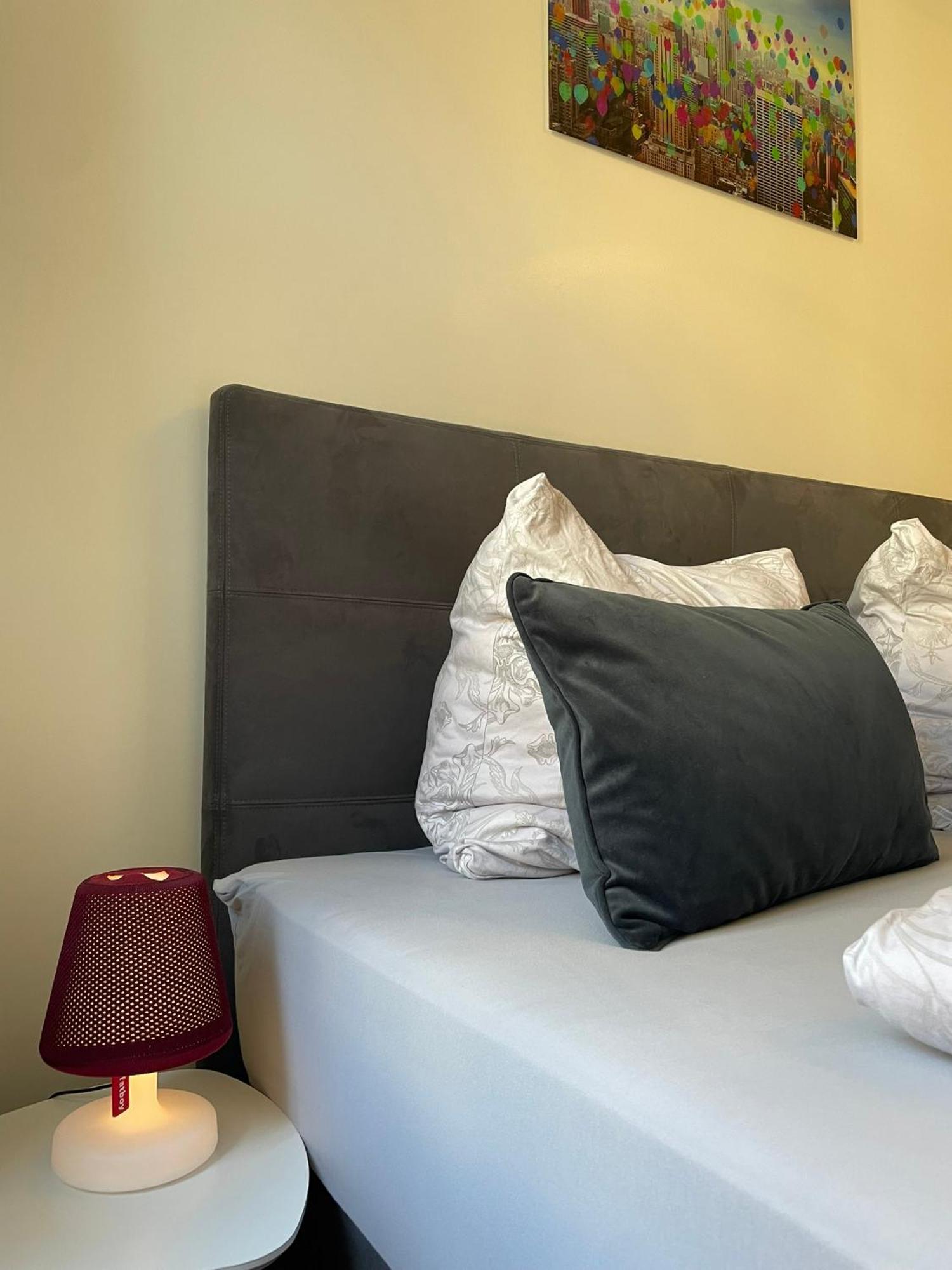 Soul-apartment Balkon Privatparkplatz 2 Boxspringbetten 55zoll Tv Wlan Appartement *