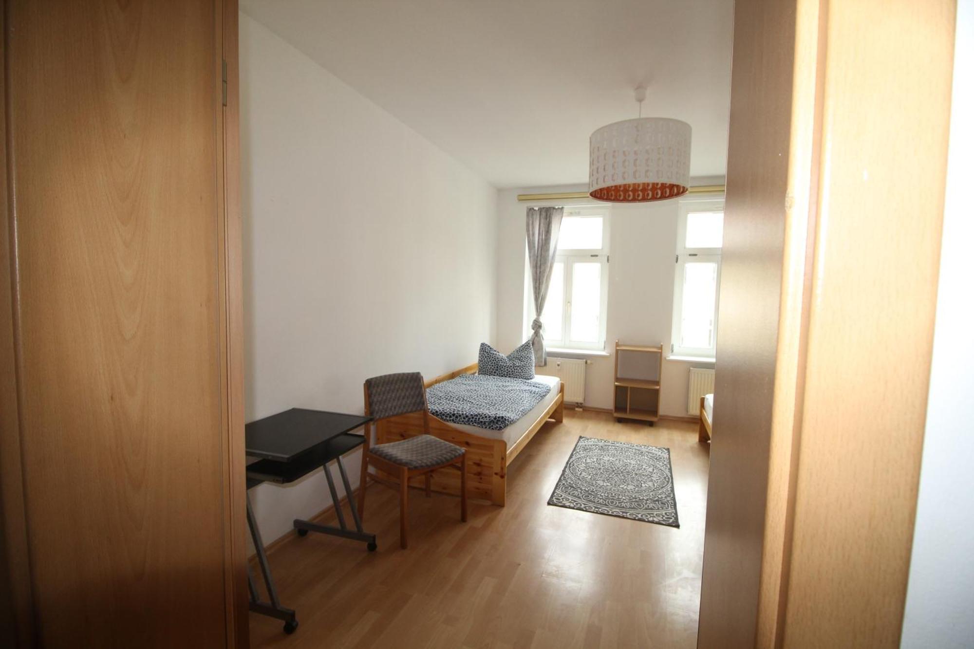 Zuhause Gemuetliche 2-zimmerwohnung 65 M2 Mit Grosser Kueche 4 Betten De, Pl, En
