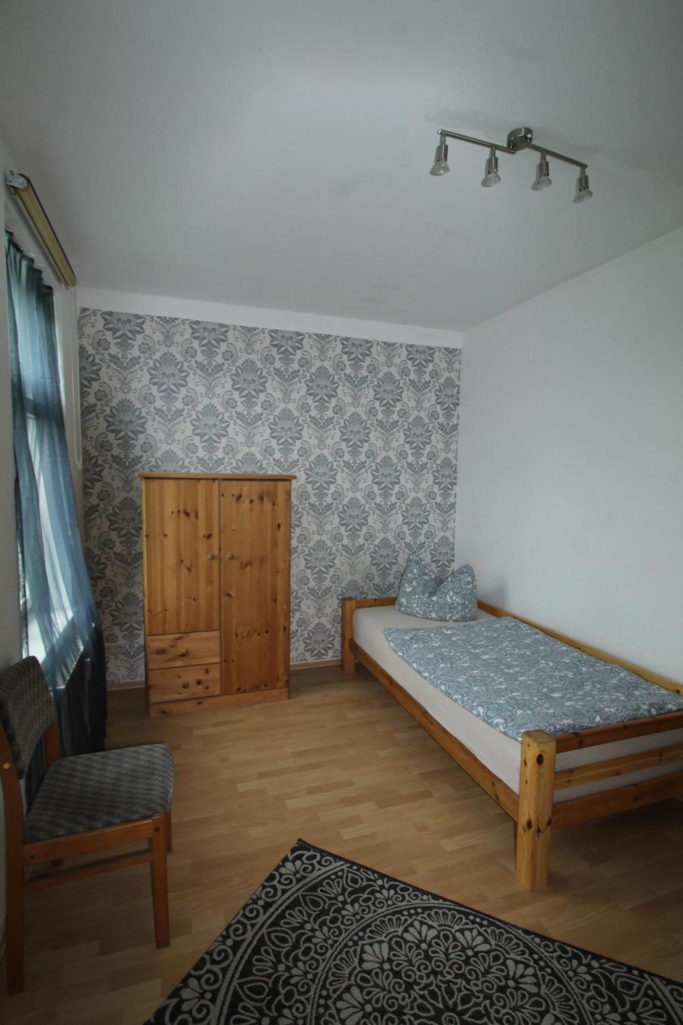 Zuhause Gemuetliche 2-zimmerwohnung 65 M2 Mit Grosser Kueche 4 Betten De, Pl, En Leipzig