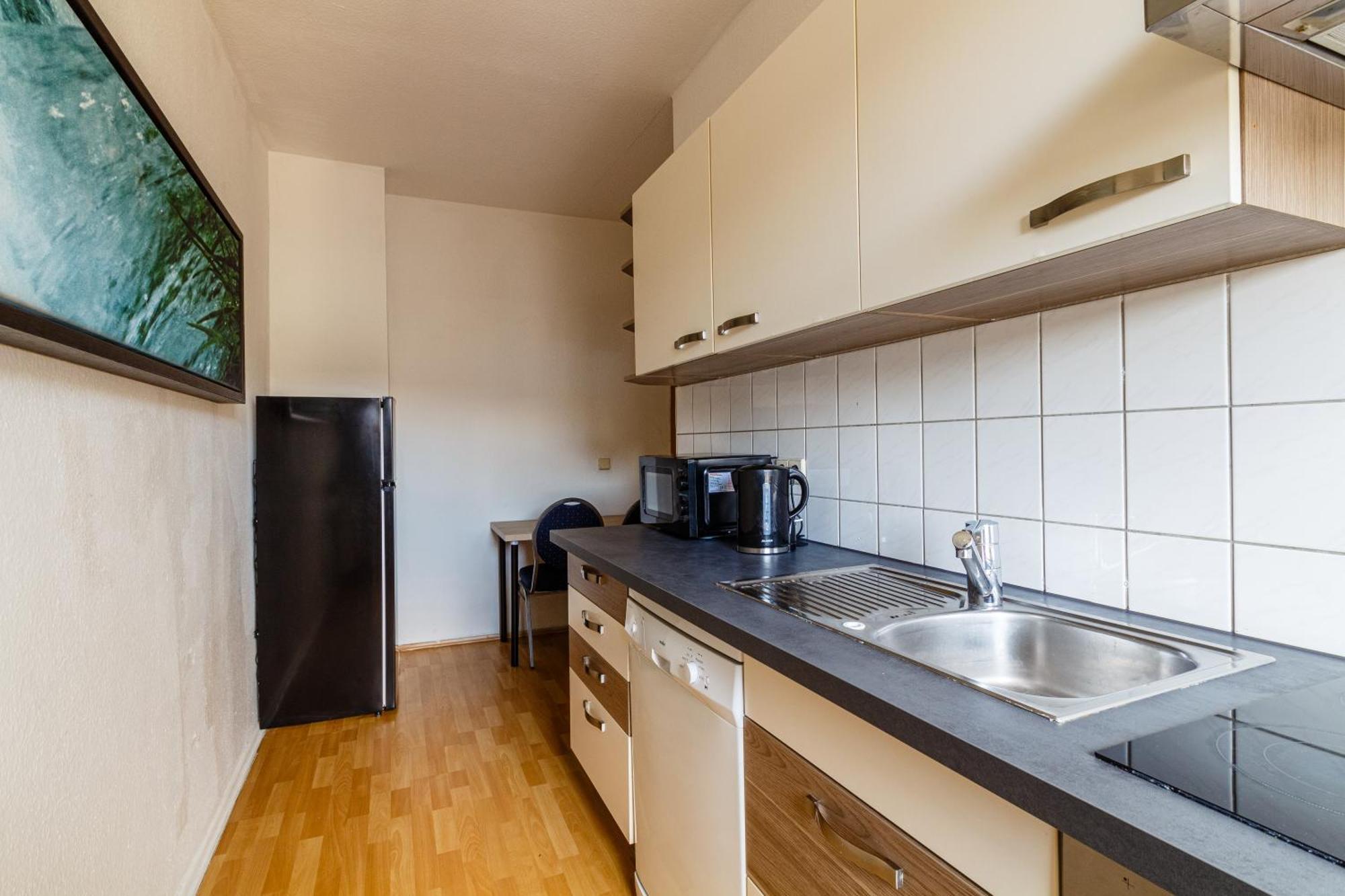 Monteurwohnung In Neuschoenefeld * Leipzig