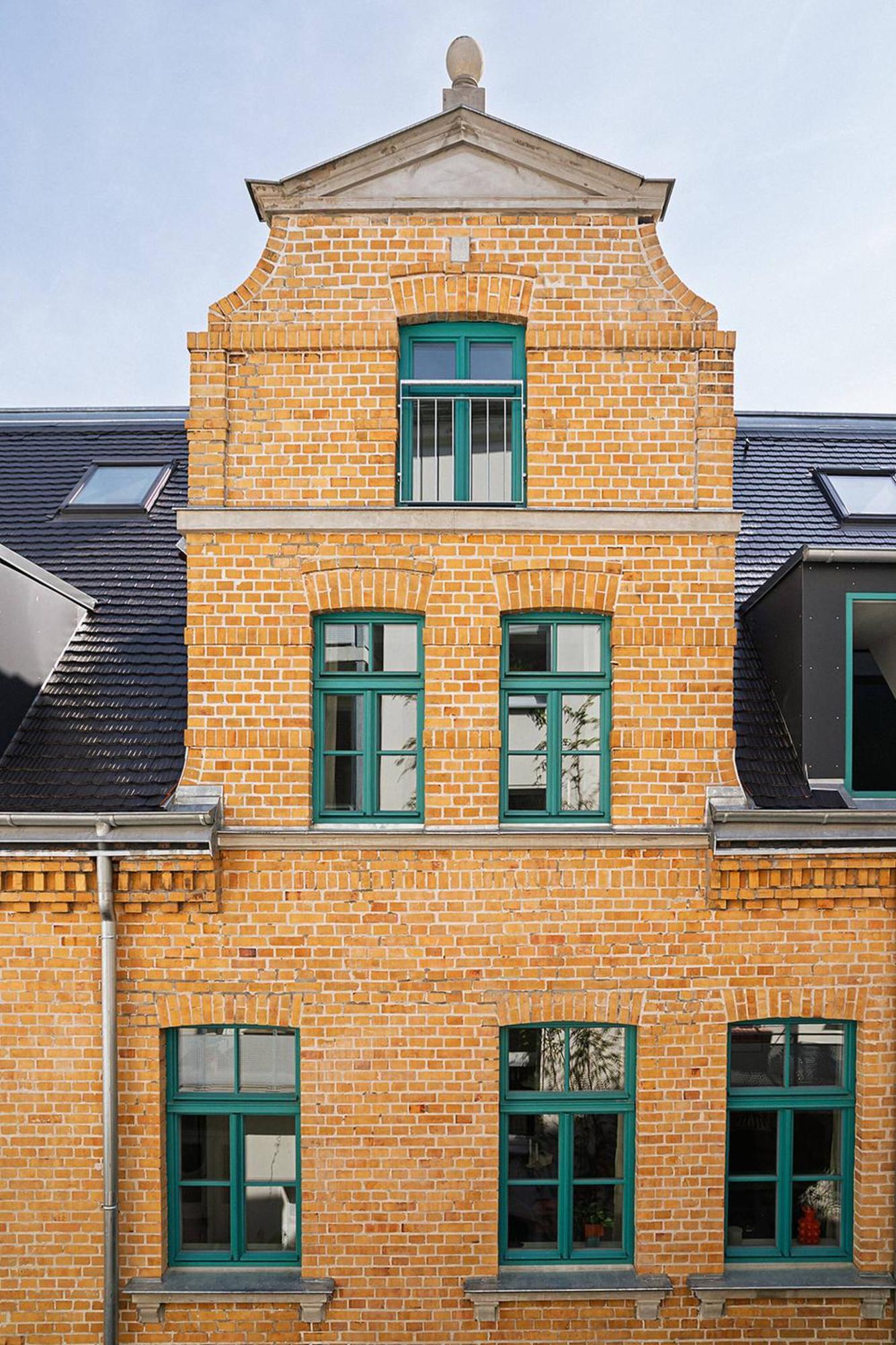 Denkmal Traumsanierung. Gesamtes Hinterhaus *