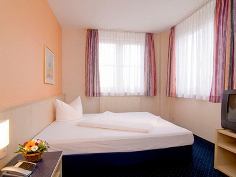 Hotel Achat Messe 3*