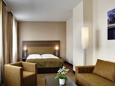 Hotel Intercityhotel 4*
