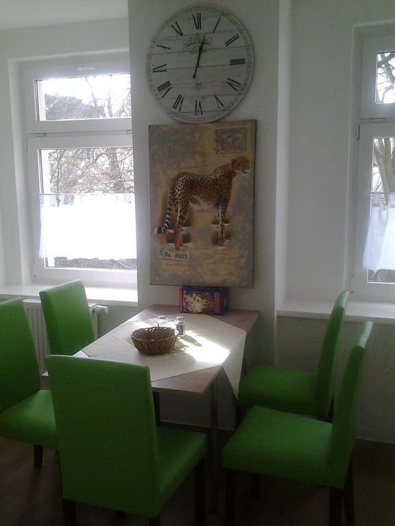 Gaestezimmer In Lindenau *