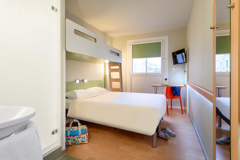 Ibis Budget *