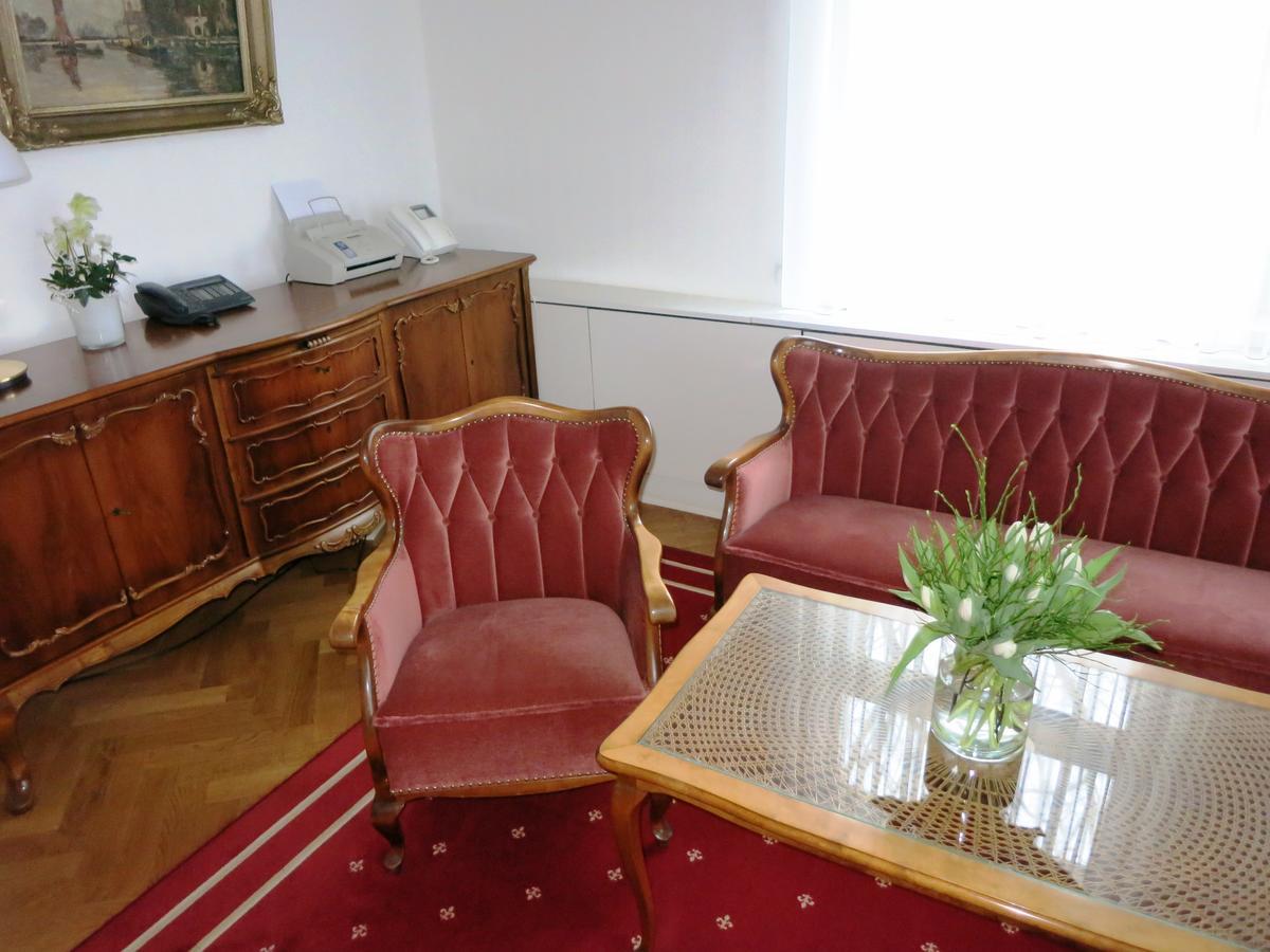 Gaestehaus Hotel 3*
