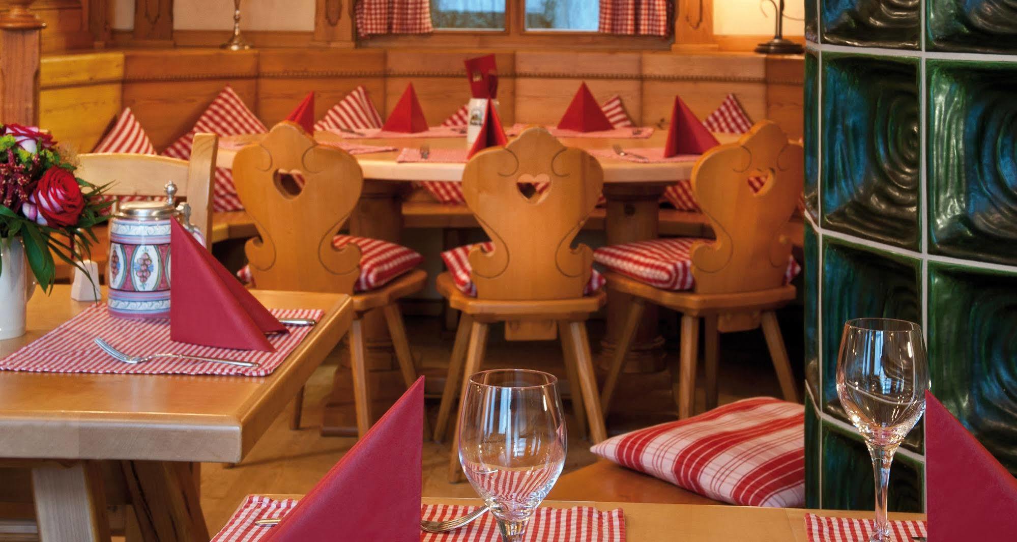 Victor's Residenz-hotel Hotel 4*