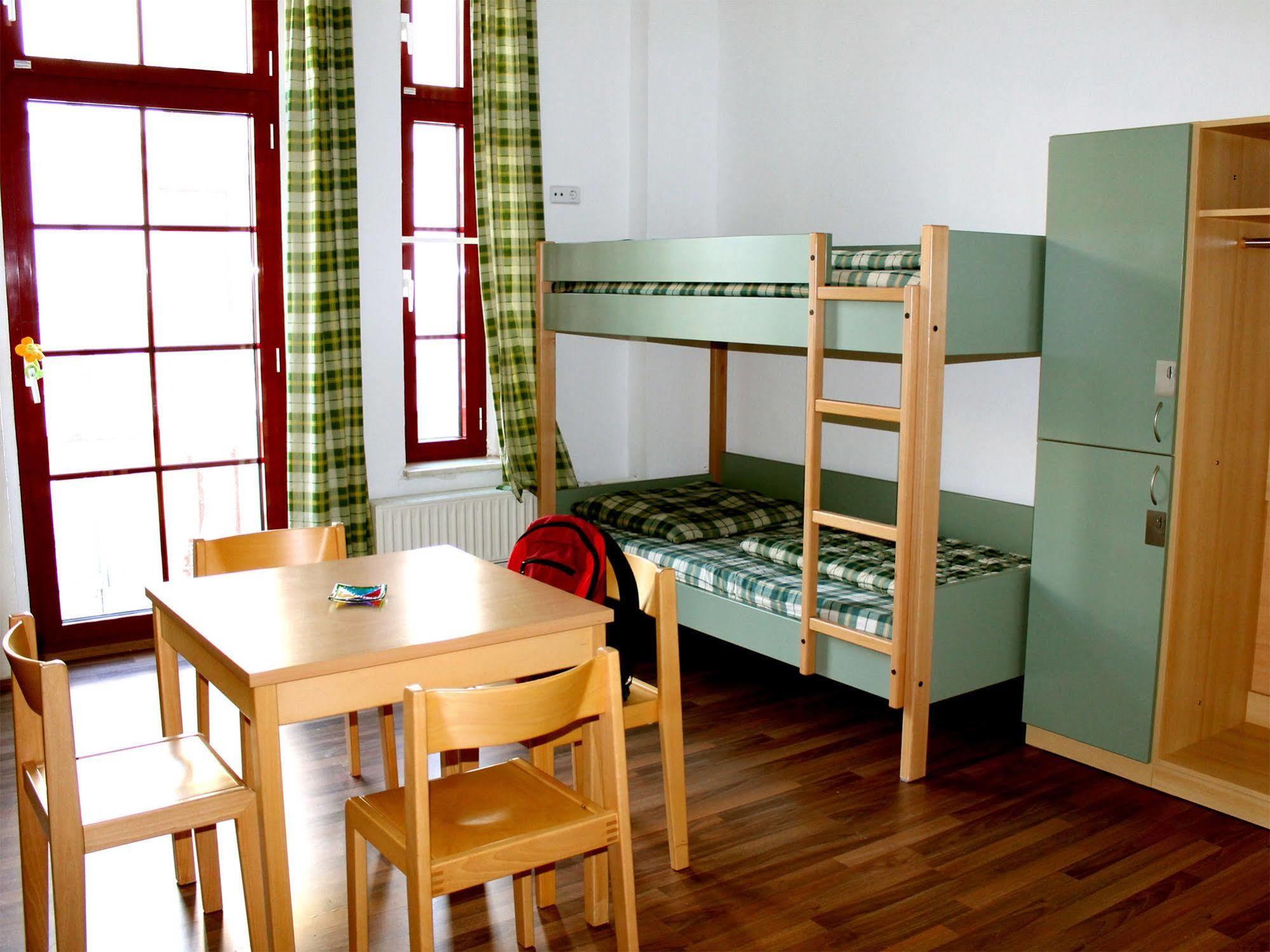 Sleepy Lion Hostel, Youth Hotel&apartments Hostel