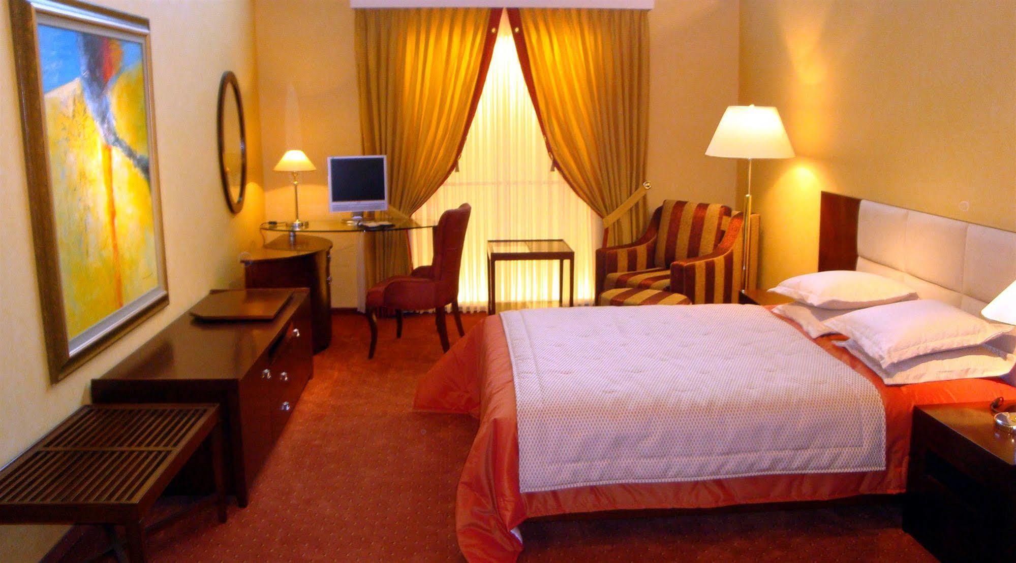 Hotel Arena