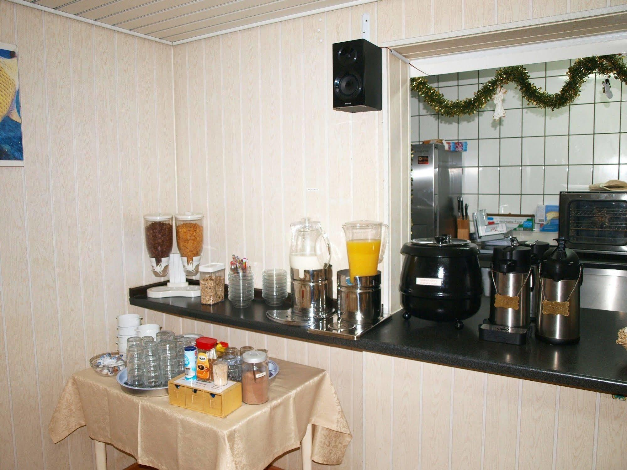 Stern 2*