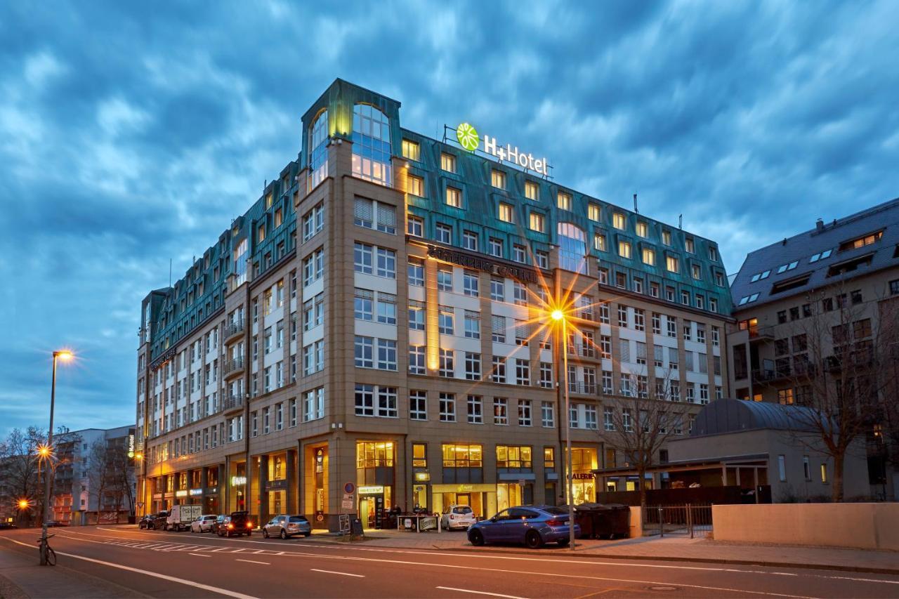 H+ Hotel 4*