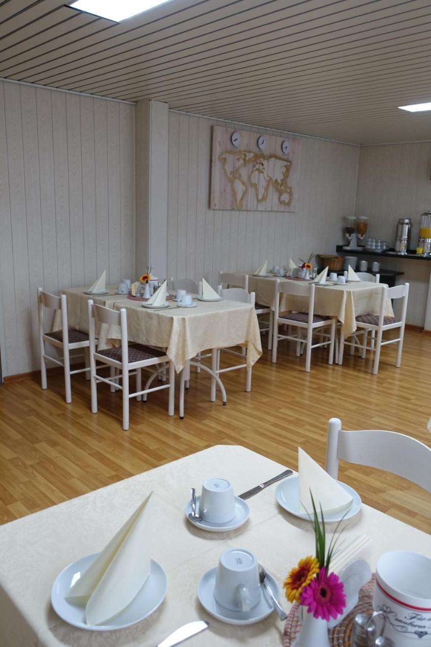 Hotel Stern 2*