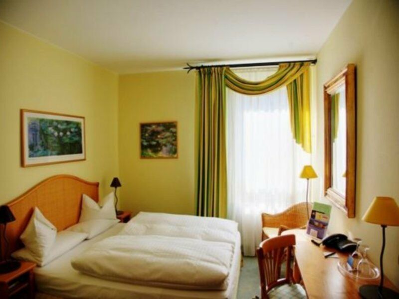 Hotel Nord By Campanile 3*