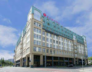 H+ Hotel