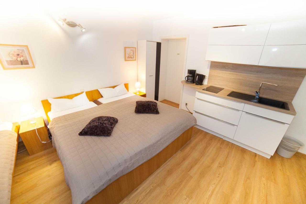 Am Gutspark Prager Gbr Appartement
