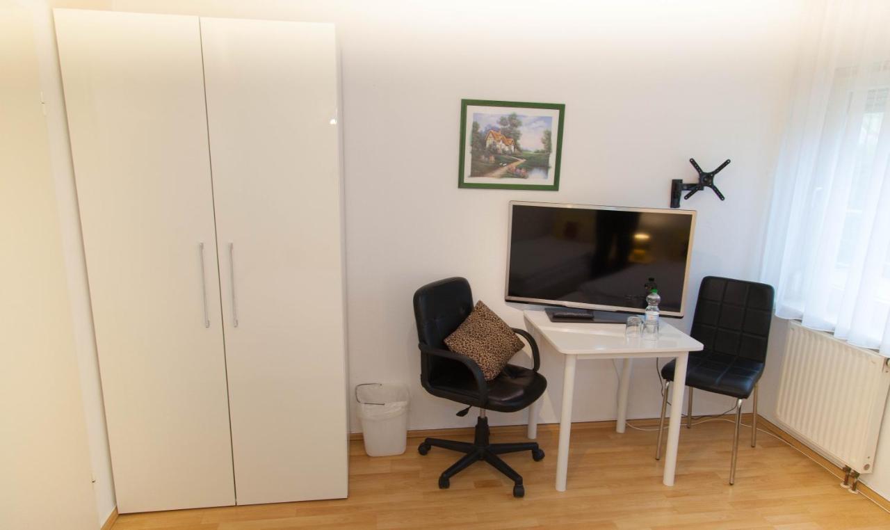 Appartement Am Gutspark Prager Gbr Leipzig
