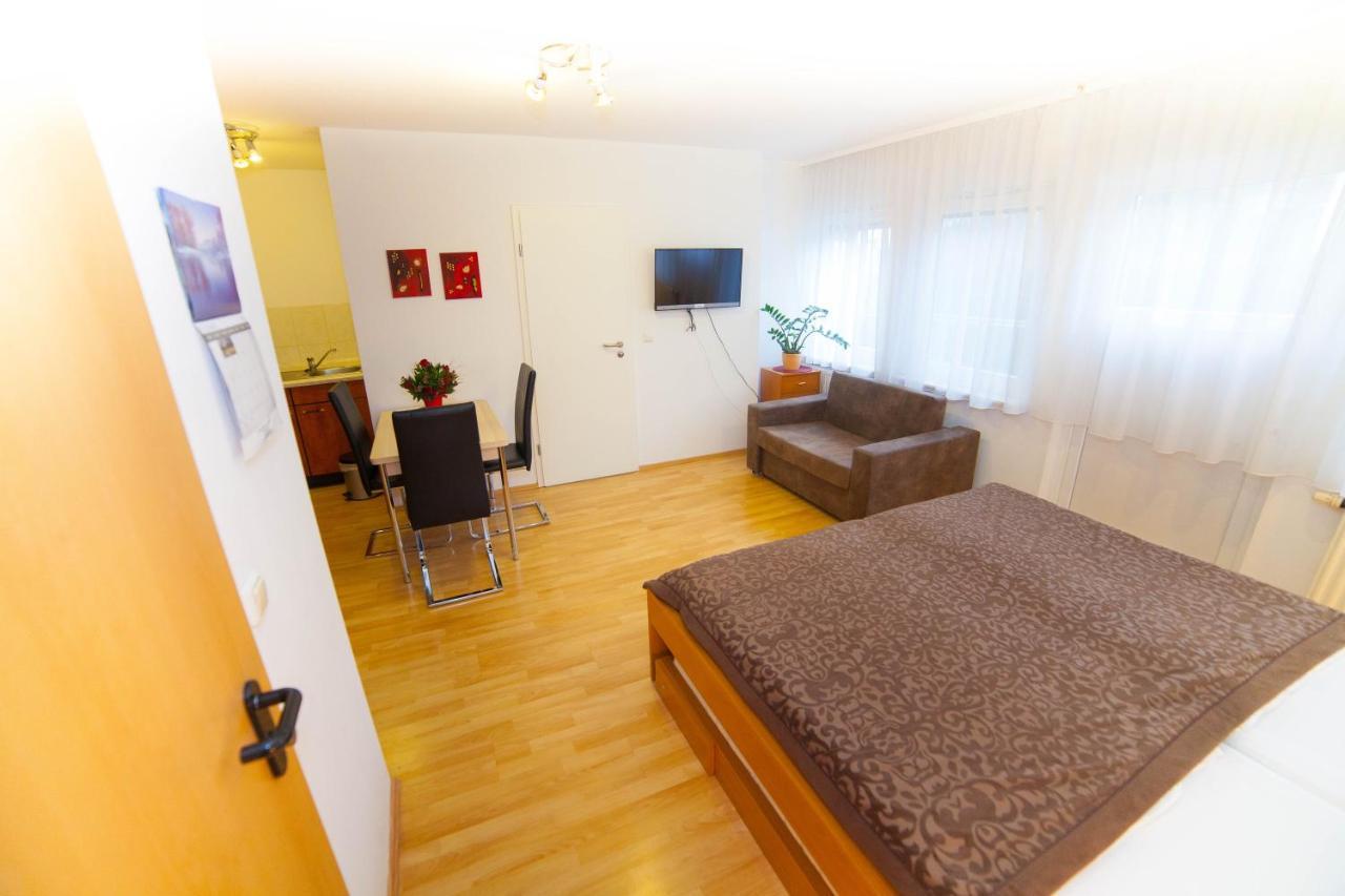 Appartement Am Gutspark Prager Gbr