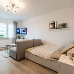 Sauber Und Modern, Netflix, Wifi, Leipzig Flair, Kueche