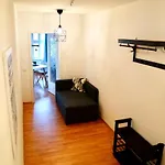 Gemuetliche Zweiraumwohnung Im Zentrum Von Leipzig