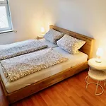 Gemuetliche Zweiraumwohnung Im Zentrum Von Leipzig