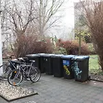 Suiteable Living Hochwertiges Studio Apartment Direkt An Der Karl Heine Strasse