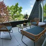 Exclusive Wohnung Im Zentrum, Rb Stadion & Arena!