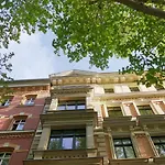 Exclusive Wohnung Im Zentrum, Rb Stadion & Arena!