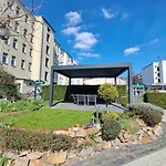 Space Hotel Im Campus Der Jvp Schule